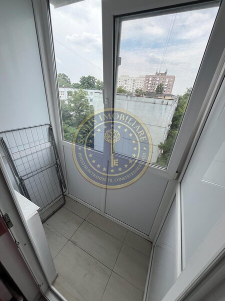 Drumul Taberei, Frigocom, bloc stradal, acces la metrou, renovat, 2 camere.